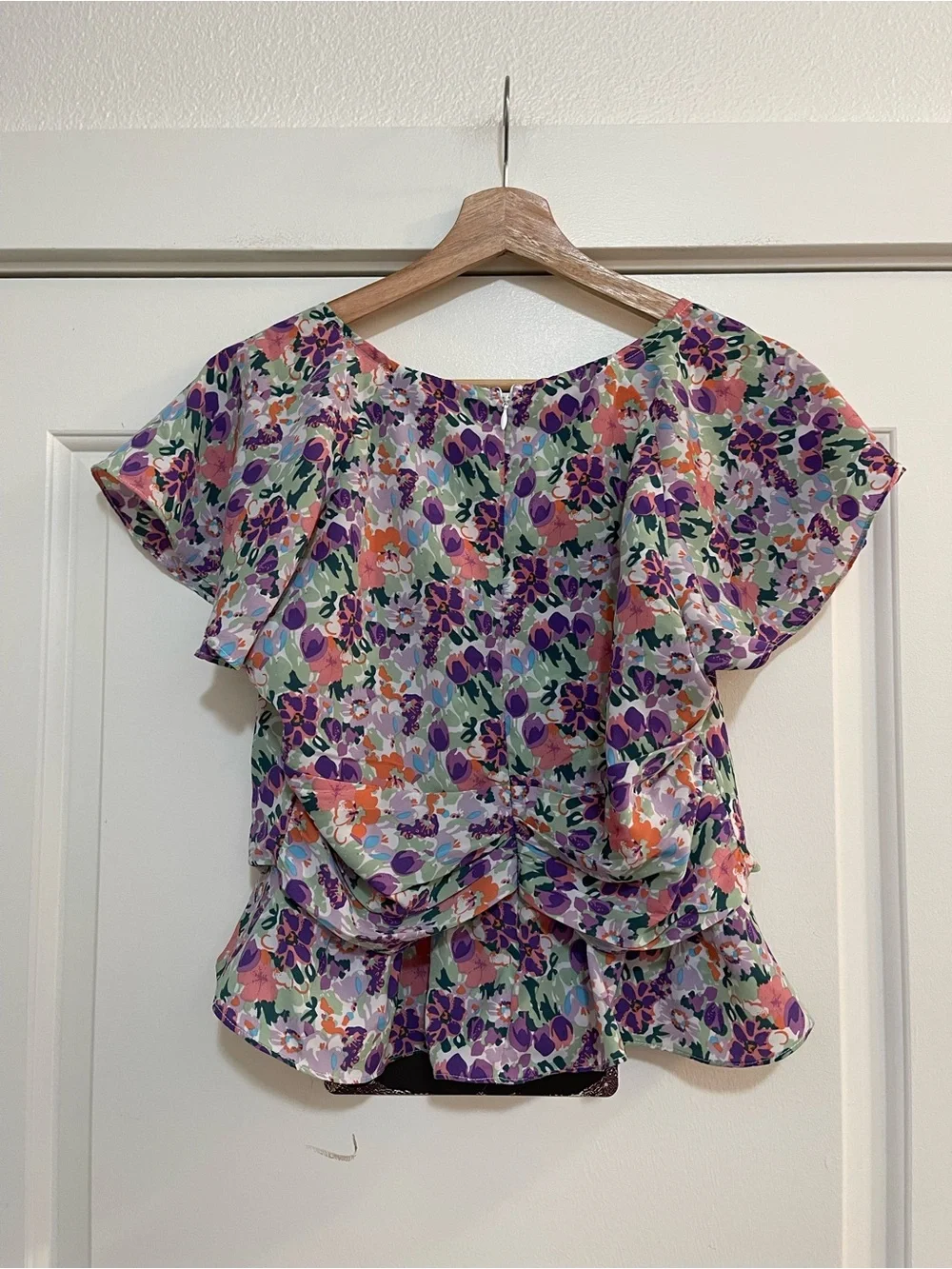 ASTR The Label Kinley Floral Flutter Sleeve Top